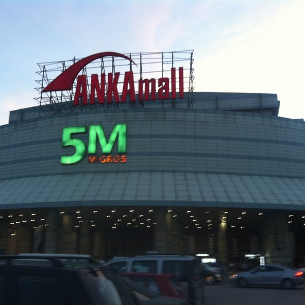 รูปภาพถ่ายที่ ANKAmall โดย Cihan Ö. เมื่อ 5/1/2013