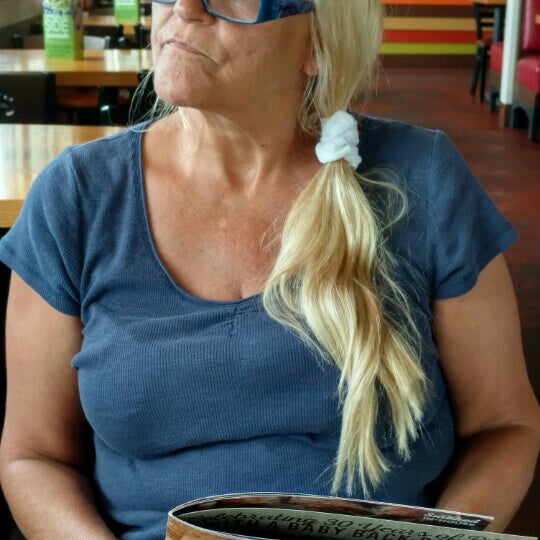 Photo taken at Chili&#39;s Grill &amp; Bar by Tom C. on 5/11/2016
