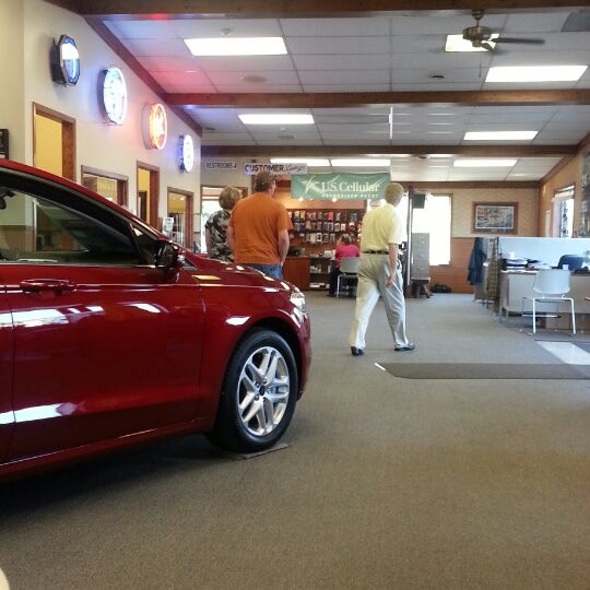 Brown's Sales & Leasing, Inc. Car Dealership in Guttenberg