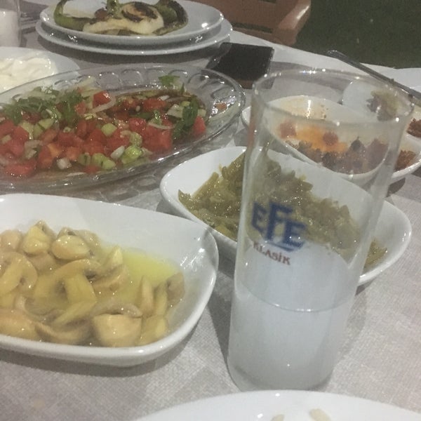 8/3/2019にFRTが9 Oluk Özcanlı Et ve Balık Eviで撮った写真