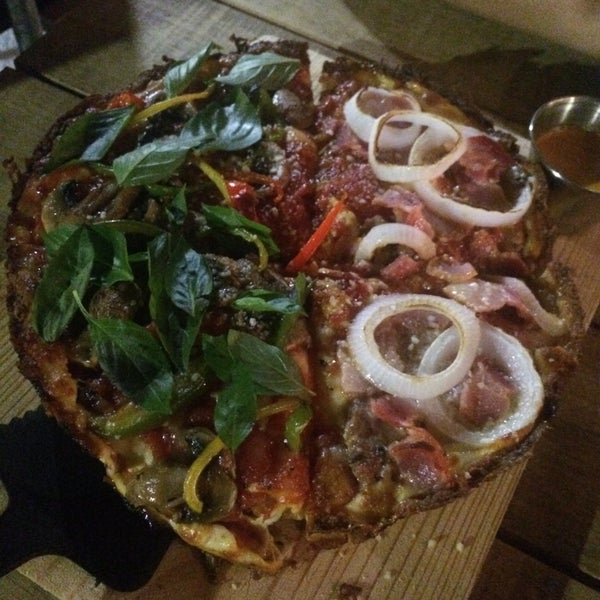 10/22/2015 tarihinde Sofía M.ziyaretçi tarafından Chunk - Pan pizza'de çekilen fotoğraf