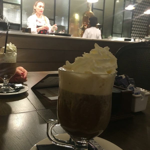 Mikes coffee. Яков пузырев джусмастер. Mikes coffee. Synesso s300 wood. Mikes coffee.