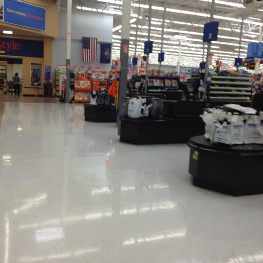 Walmart Supercenter Beaver Falls, PA