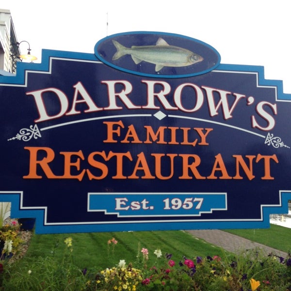 Photo taken at Darrow&#39;s Family Restaurant by Josh Z. on 9/20/2014