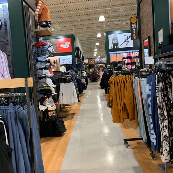 DICK'S House of Sports 5511 Elmore Avenue, Suite A