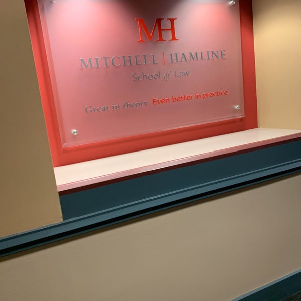 Foto tirada no(a) Mitchell Hamline School of Law por Jesse G. em 10/24/2019