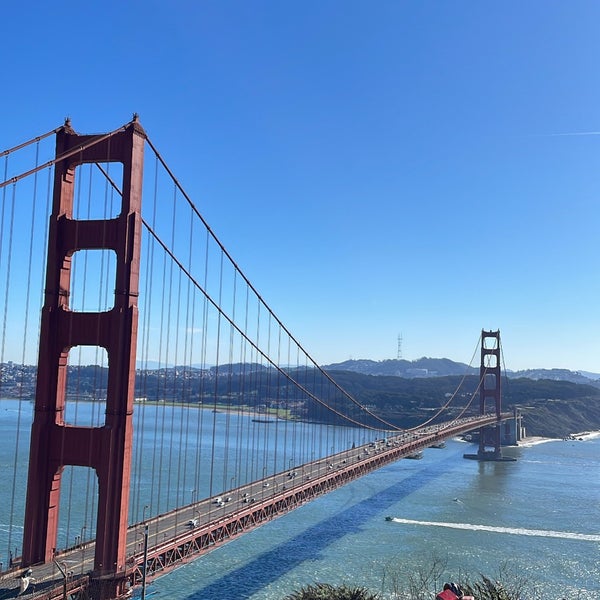 Photo taken at Golden Gate Bridge Welcome Center by Abdullah on 12/24/2023