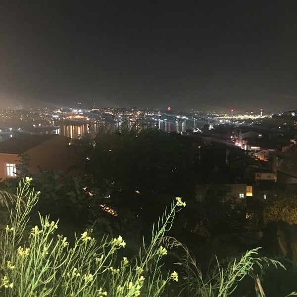 Das Foto wurde bei Molla Aşkı Terası von Filiz😎 am 10/29/2019 aufgenommen