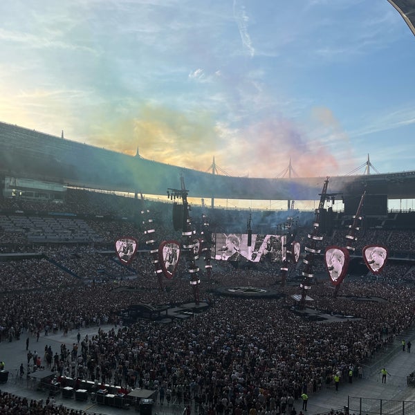 Photo taken at Stade de France by ـعـ on 7/30/2022