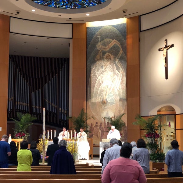 รูปภาพถ่ายที่ St. Monica Catholic Church โดย Chris S. เมื่อ 4/26/2019