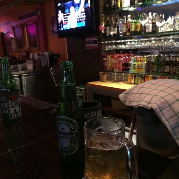 Sports Academy Pool Bar & Diner Ruamchitt Hotel