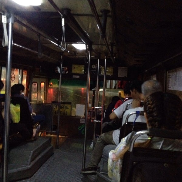 BMTA Bus Stop การบินไทย หลานหลวง (Thai Airways Lan Luang) ป้อมปราบ