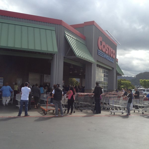 Costco Richmond'da Depo veya Toptan Satış Mağazası