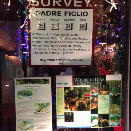 รูปภาพถ่ายที่ Padre Figlio โดย Albert S. เมื่อ 12/12/2012