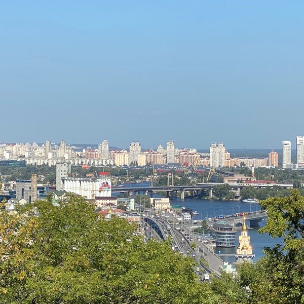 Photo taken at Volodymyrska Hill by Алексей Ч. on 9/8/2021