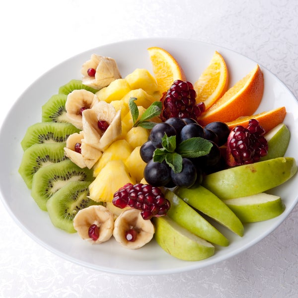 Рекомендуем сочные летние фрукты из фирменной фруктовой икебаны Аtlas!Душистые яблоки,сочные сливы,ароматные персики и спелый виноград,богатые витаминами,подарят Вам хорошее настроение на весь день!