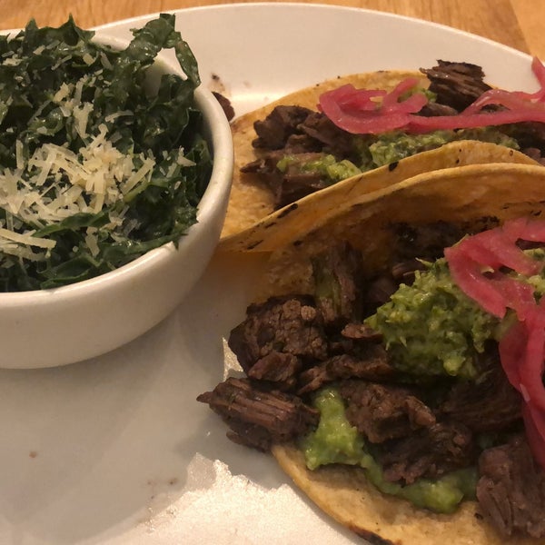 Grass-fed steak tacos 😍 with Kale salad