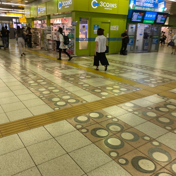 3coins Station 新宿区 東京都