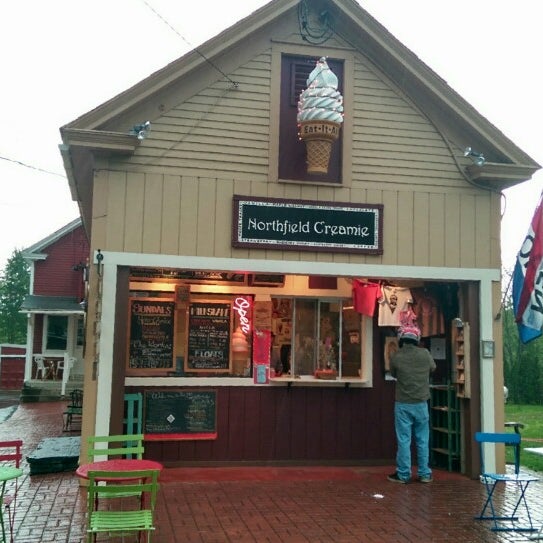 Northfield Creamie Ice Cream Parlor