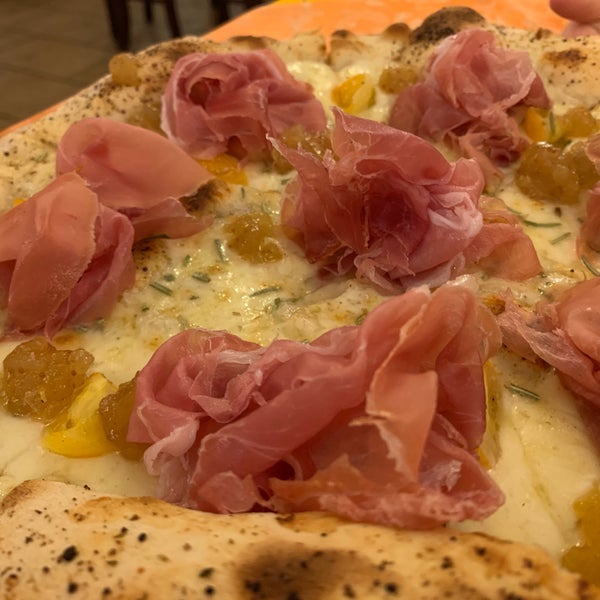 Photo taken at Pizzeria Ai Cacciatori Da Ezio by Daniele D. on 6/29/2019