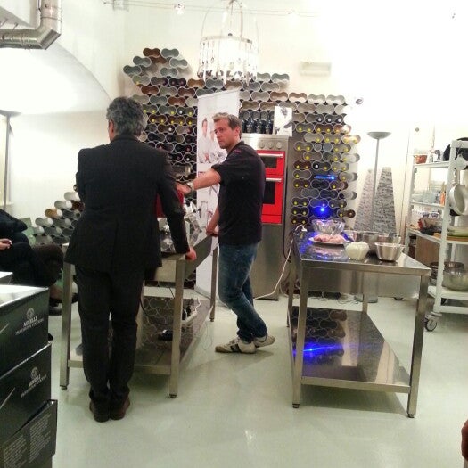 Foto tirada no(a) Pentole Agnelli / Incontri in Cucina por Tania M. em 3/25/2014