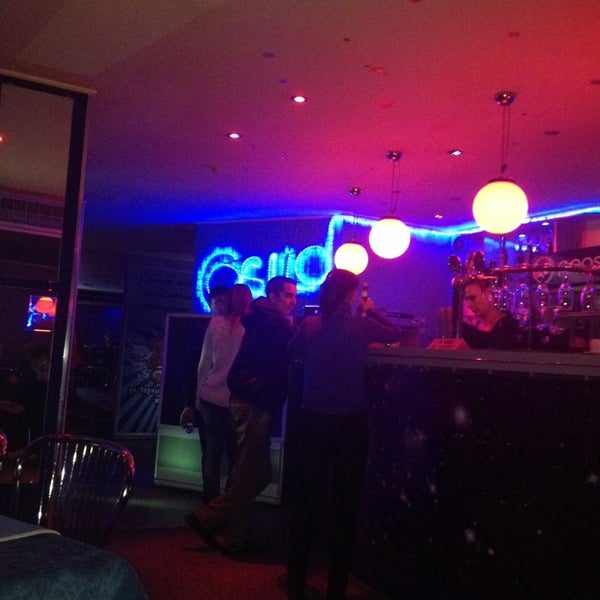 Ресторан галактика гостиница космос. Космо кафе барнаул. Ночной клуб космо одесса. Space зал москва. Щербинка логотип.