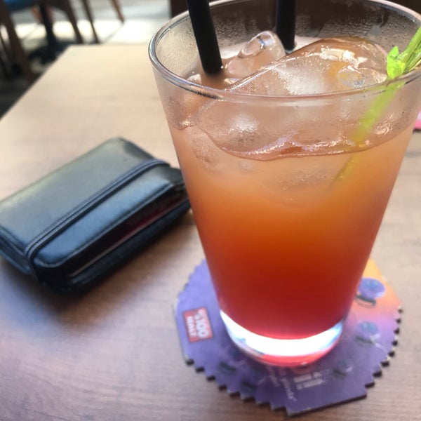 Foto diambil di Kahverengi Cafe &amp; Karaoke Bar oleh ümit G. pada 7/8/2019