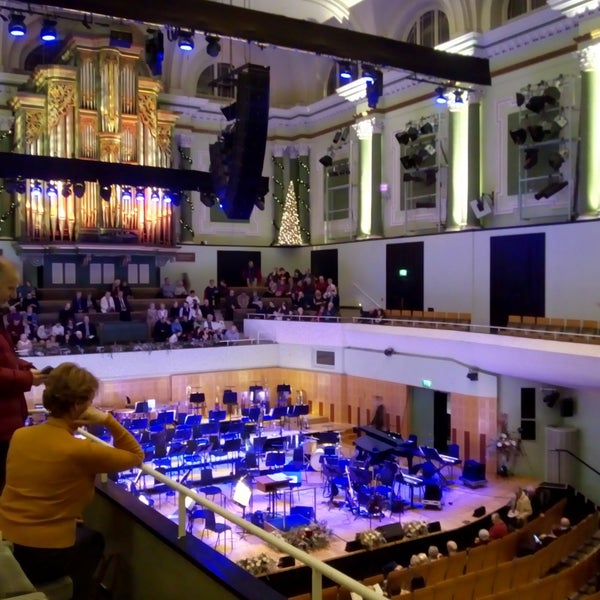 Das Foto wurde bei National Concert Hall von Stephen am 12/31/2018 aufgenommen
