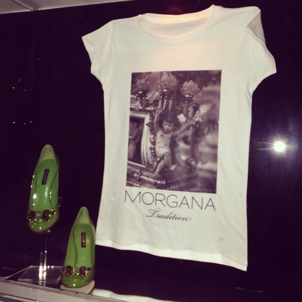 รูปภาพถ่ายที่ Morgana โดย Lo L. เมื่อ 8/31/2014