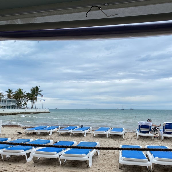 Photo prise au Southernmost Beach Cafe par elizabeth S. le12/23/2022