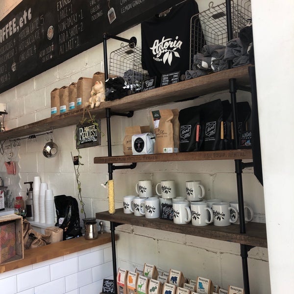 4/24/2019 tarihinde Robin M.ziyaretçi tarafından Astoria Coffee'de çekilen fotoğraf