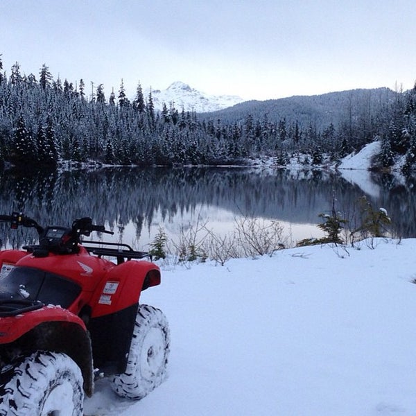 11/3/2013 tarihinde Canadian Wilderness Adventuresziyaretçi tarafından Canadian Wilderness Adventures'de çekilen fotoğraf