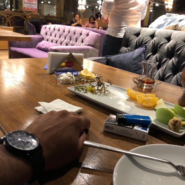9/3/2019にEHNがLochka Cafe &amp; Restaurantで撮った写真