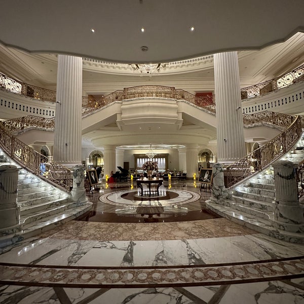 Das Foto wurde bei Habtoor Palace Dubai, LXR Hotels &amp; Resorts von M -. am 5/19/2024 aufgenommen