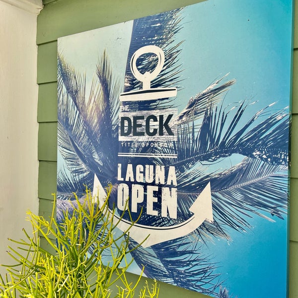Photo prise au The Deck On Laguna Beach par H le10/9/2022