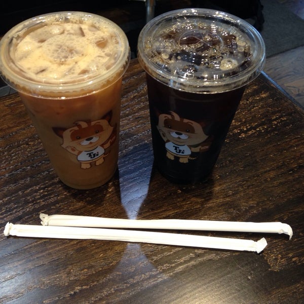 8/18/2014にE.T. C.がTJ&#39;s Coffee Worldで撮った写真