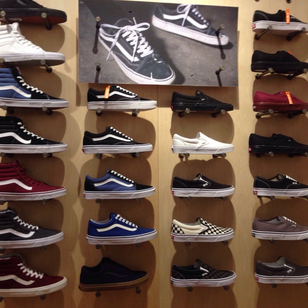 plaza del sol vans