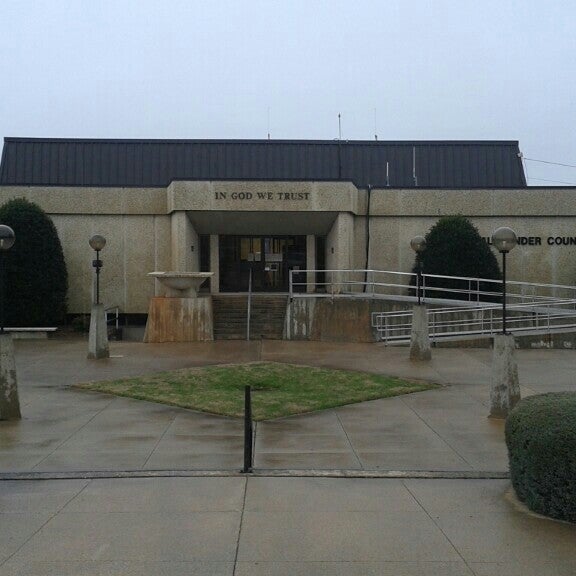 Alexander County Courthouse 29 W Main Ave
