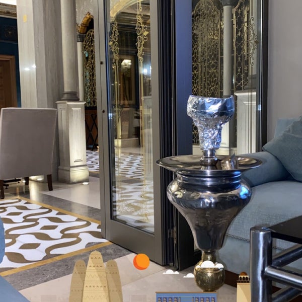 รูปภาพถ่ายที่ Sukar Pasha Ottoman Lounge โดย Nader bin Abdullah ⚔️ ‏. เมื่อ 12/28/2022