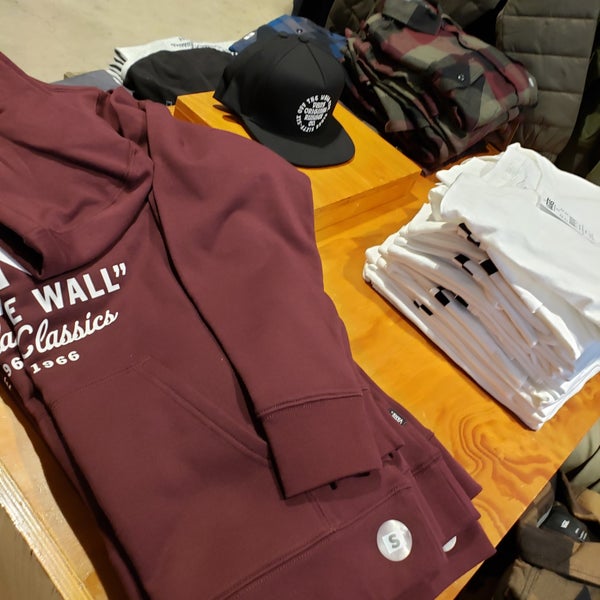 Vans Store Shoe Store in Bloomington