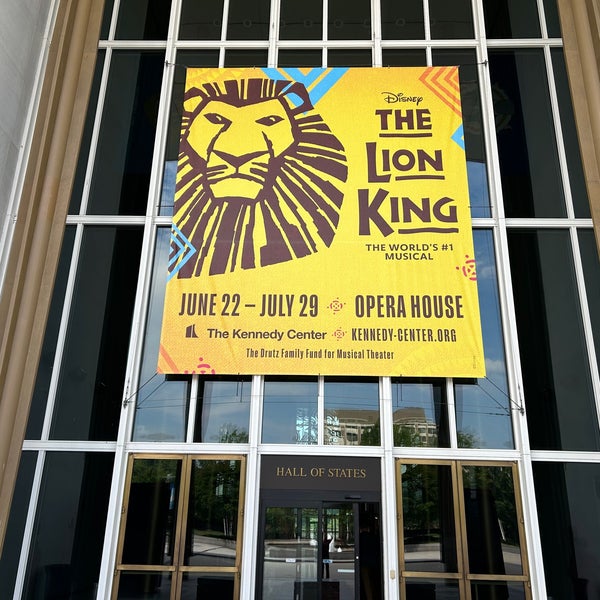 รูปภาพถ่ายที่ The John F. Kennedy Center for the Performing Arts โดย Michael F. เมื่อ 7/13/2023