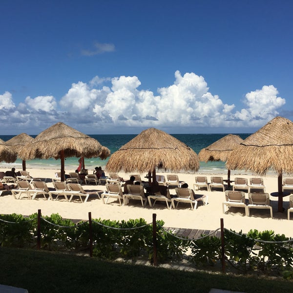 Das Foto wurde bei Now Sapphire Riviera Cancun von Luis V. am 6/2/2016 aufgenommen