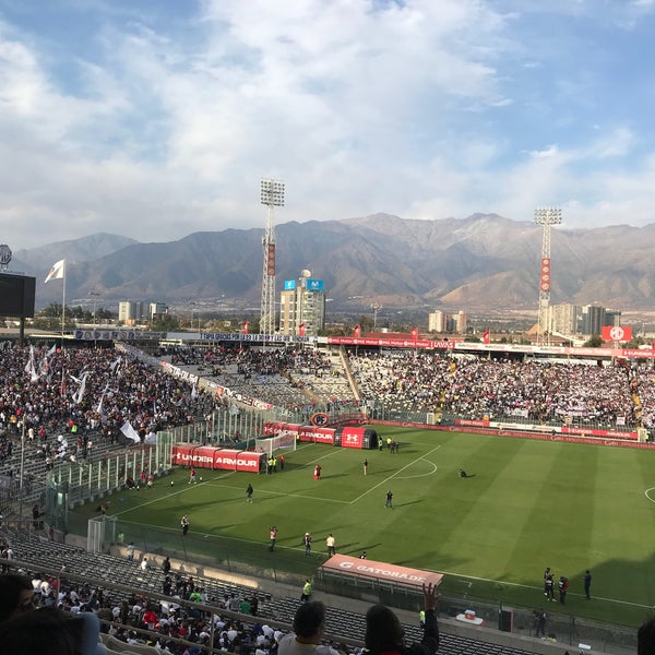 Das Foto wurde bei Estadio Monumental David Arellano von Cristian am 5/6/2018 aufgenommen