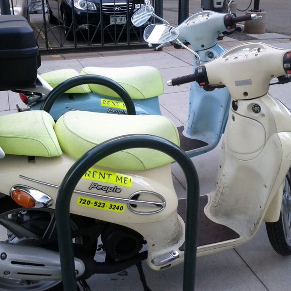 Снимок сделан в ScooTours Denver Scooter Rental пользователем David S. 9/7/2013