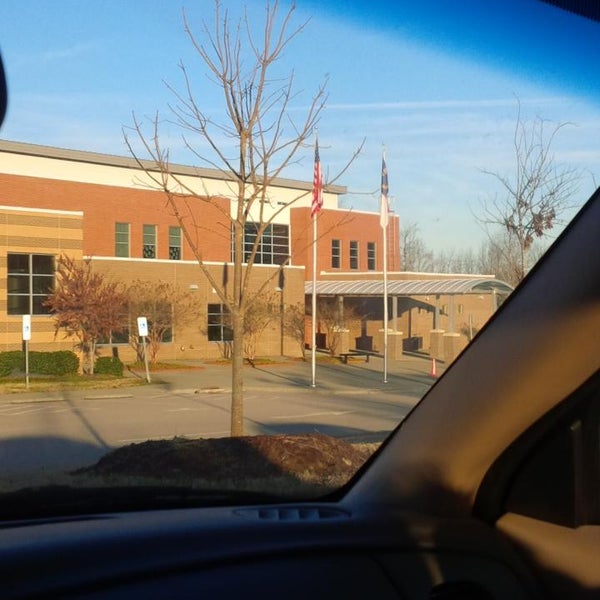 Sanford Creek Elementary 64 visitors