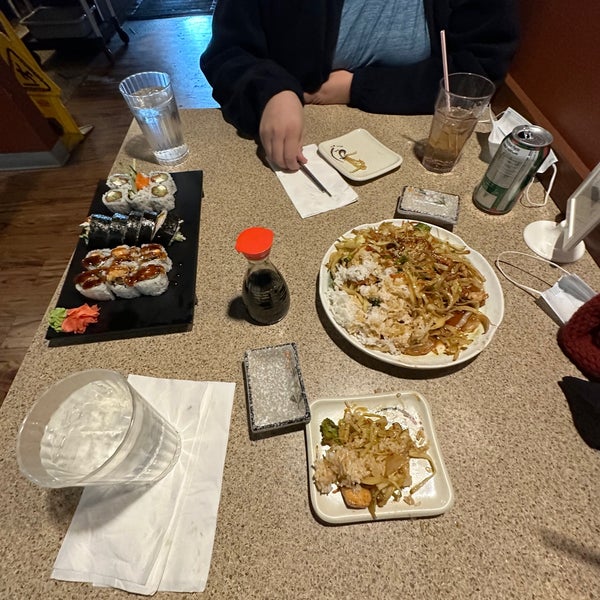 Sushi Cushi Sushi Restaurant in Winnipeg