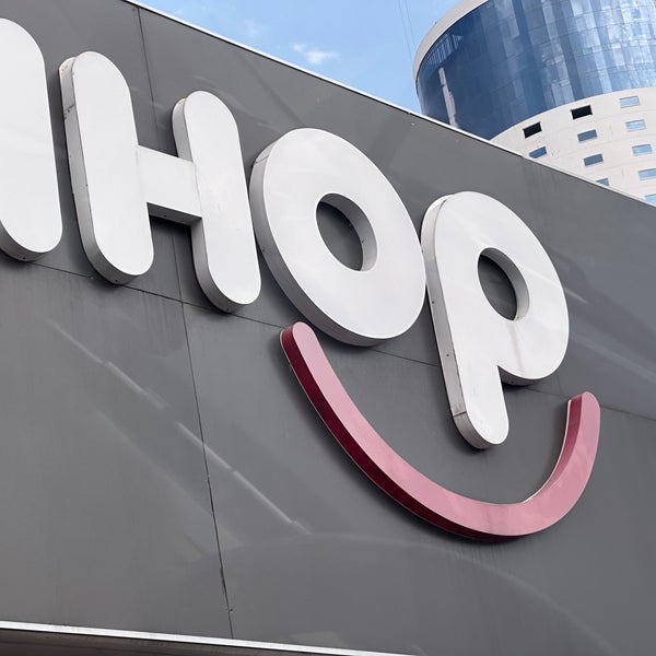 Снимок сделан в IHOP Juriquilla пользователем Marco C. 5/25/2023