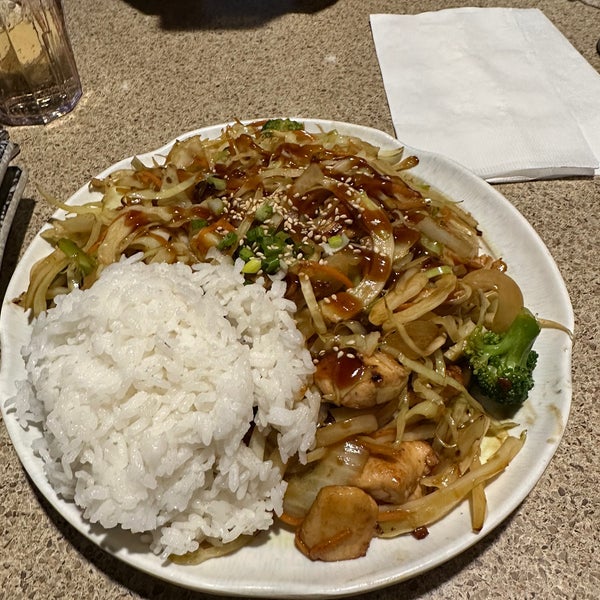 Sushi Cushi Sushi Restaurant in Winnipeg