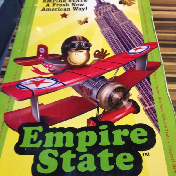 Foto tirada no(a) Empire State por Damon T. em 11/22/2014