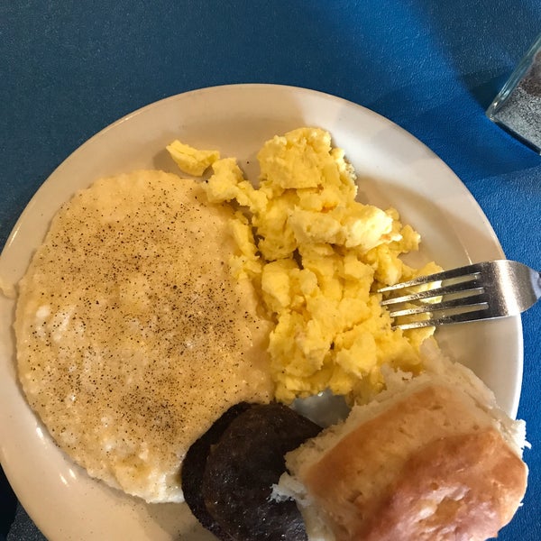 We found this on Living Social. This was a great find, we ended up dining in for breakfast. The food was great but I highly recommend the grits & pancakes they are cooked to order. Highly recommend